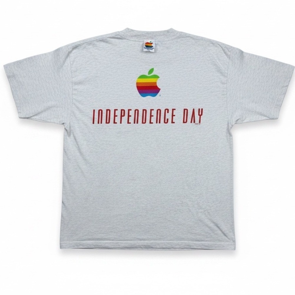 Vintage 1996 Apple Computer × Independence Day promotional T-shirt Made in USA.